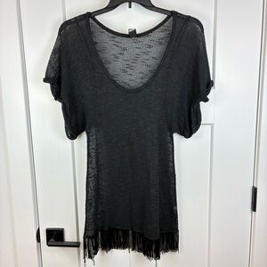 Free People Women's Black Sheer Knit Fringe Hem Tunic Top Size Medium Boho  g